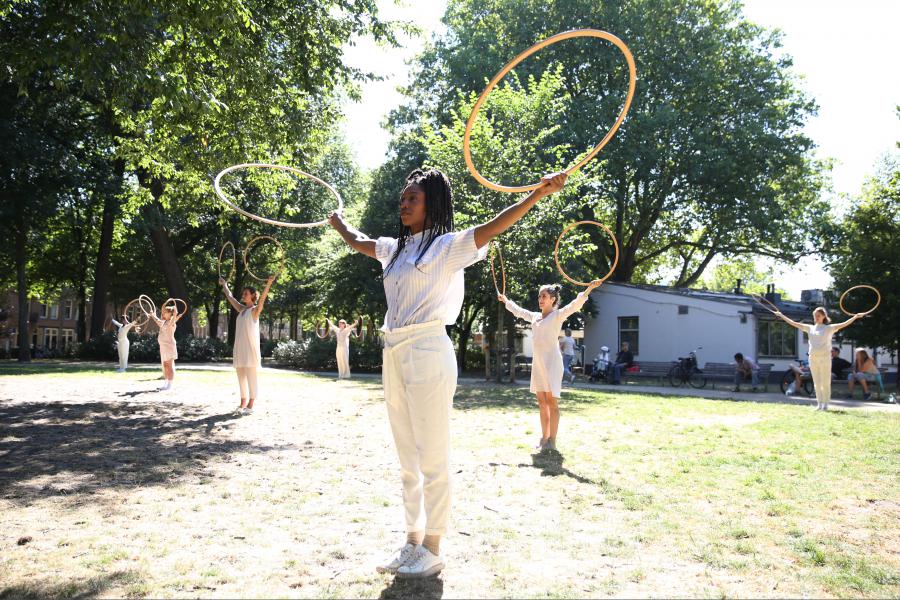 STILL LIFE IN THE PARK during Why Not?! x Julidans