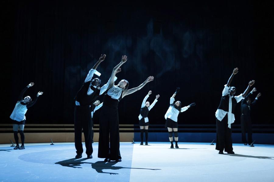 NOW WE ARE EARTH - Nicole Beutler Projects (Foto: Anja Beutler)