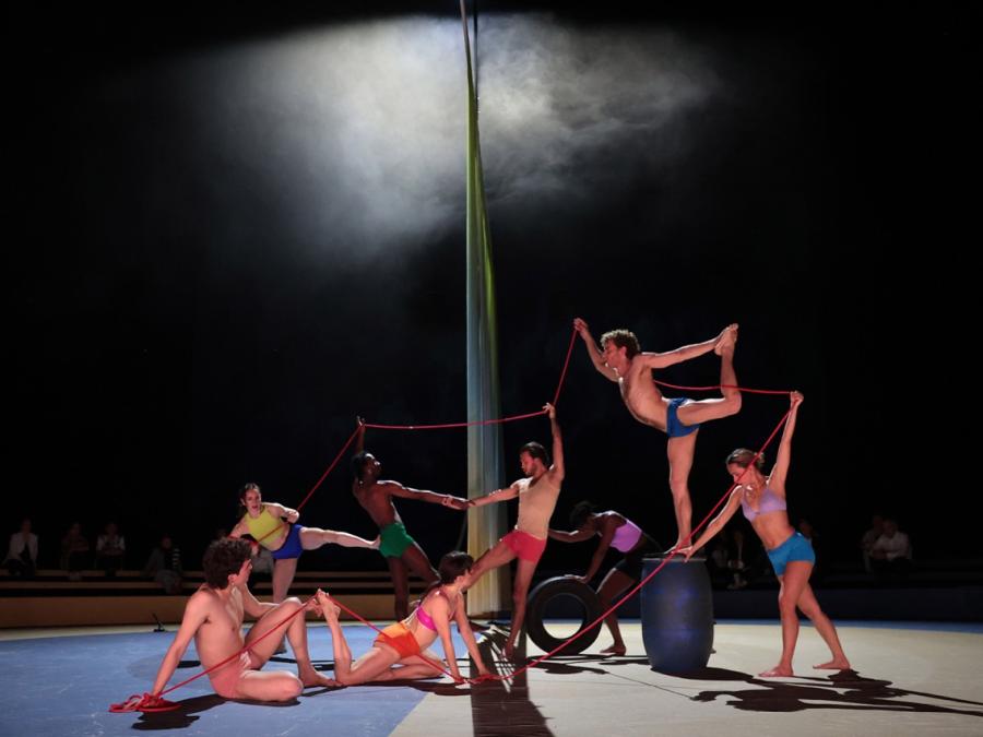 ARE WE EARTHLINGS - Nicole Beutler Projects (Foto: Anja Beutler)